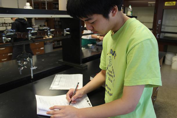 Three Ladue juniors to attend prestigious summer programs