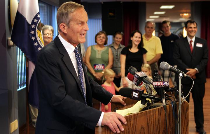 Missouri senate race tightens as election nears Nov. 6