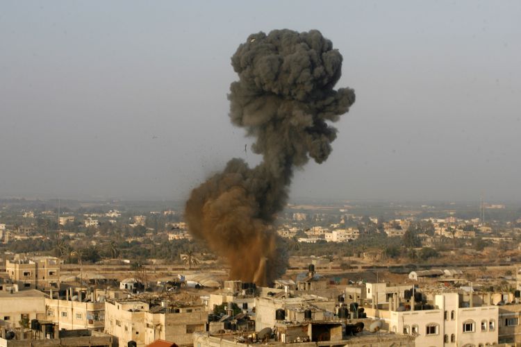 Israel and Hamas agree to ceasefire
