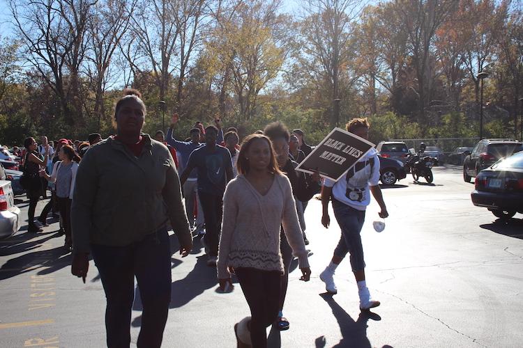 Ladue students leave school to protest at Administrative Center