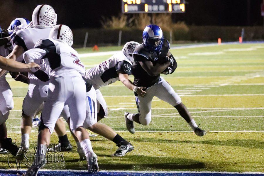 Ladue running back Chino Davis scores with just under 40 seconds to play, This touchdown gave the lead to Ladue for good. 
To see more photos of the Ladue football team, check out www.SinisterAthletics.com