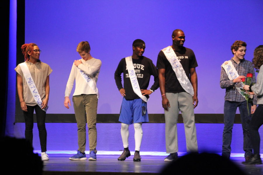 Habitat for Humanity hosted their seventh annual "Mr. Ladue" contest on March 13th. The five semi-finalists proudly stand and wait for the announcement of their final task.
