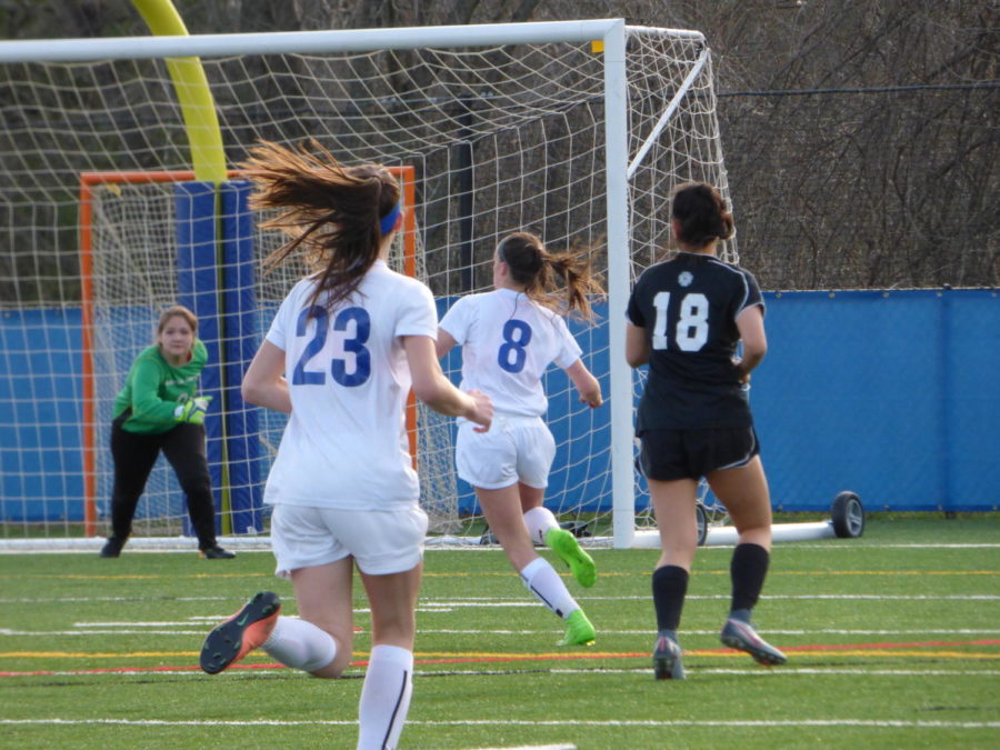 Ladue girls' soccer partners with local training facility for practice