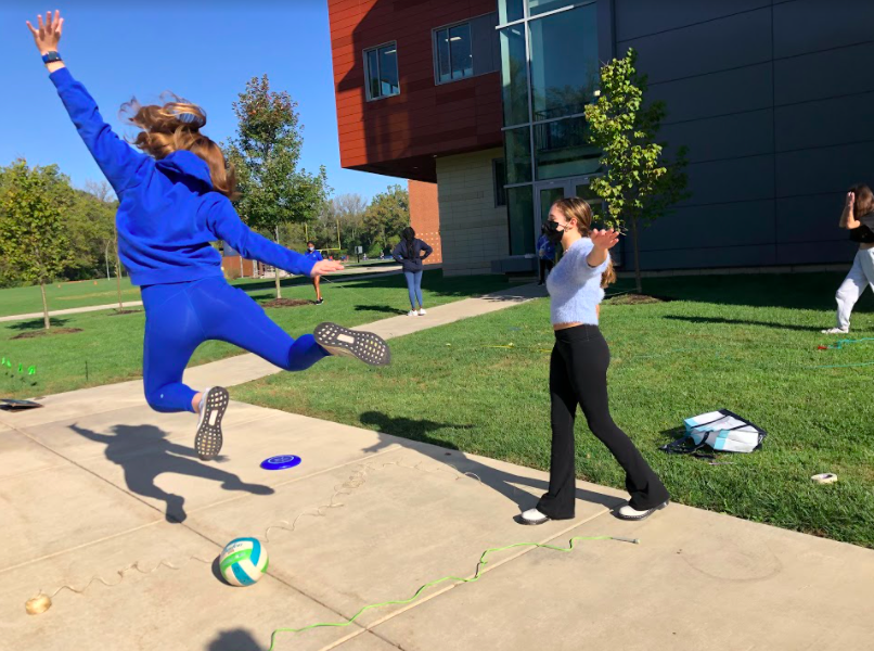 French III Navigates Obstacle Courses