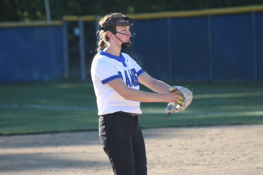 The Varsity girls softball team faced off against Jennings on Wednesday, Sept. 28 at Ladue, and earned at 16-1 win. “Cheering on the seniors, while also feeling completely terrified of the upcoming years being without them was a variety of emotions. It’s also just so fun playing with them and being able to cheer them on and personally I think that’s really what matters the most, just being in the moment of it all.” Freshman Lucy Dempsey said.
