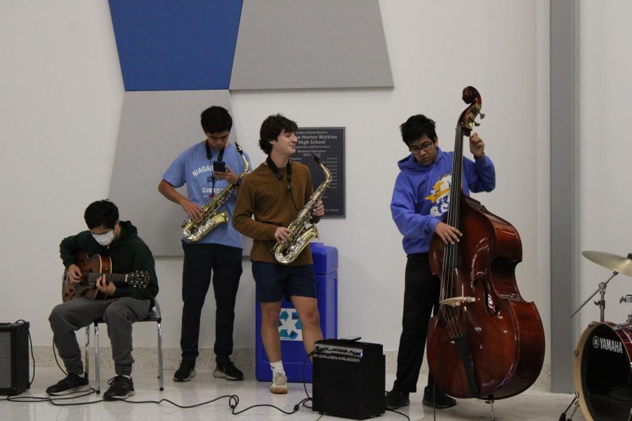 On Thursday, November 3rd, Lehde's Nights performed at 7 am for students as they walked into school.
