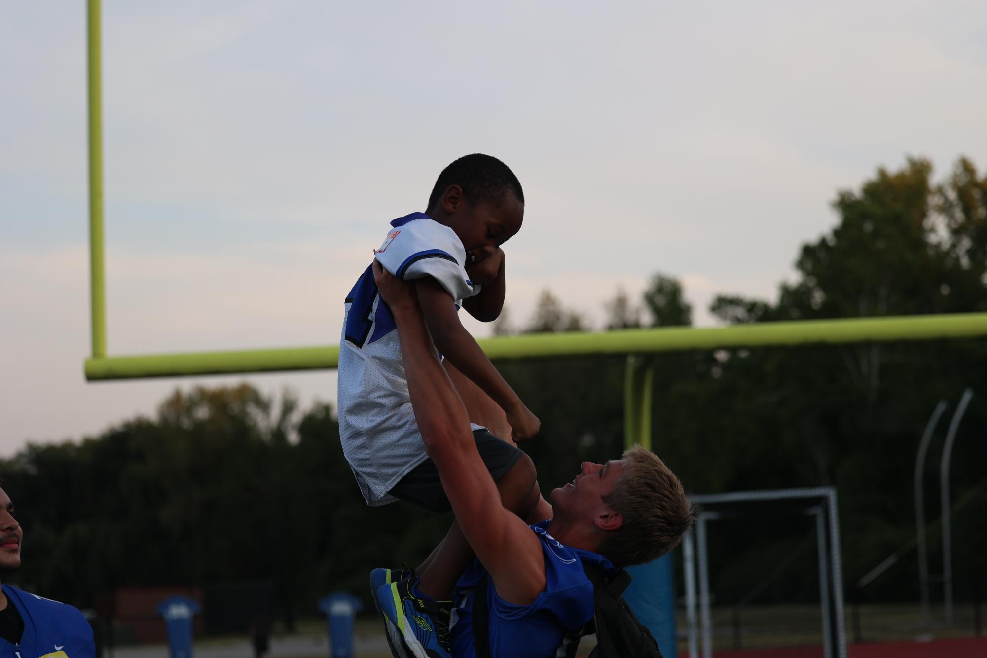 Ladue Night Lights celebrates student inclusion