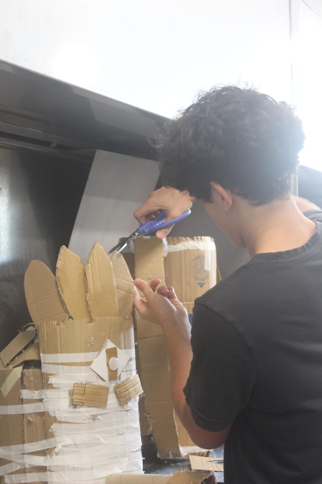 Sculpture class works on project Sept. 30