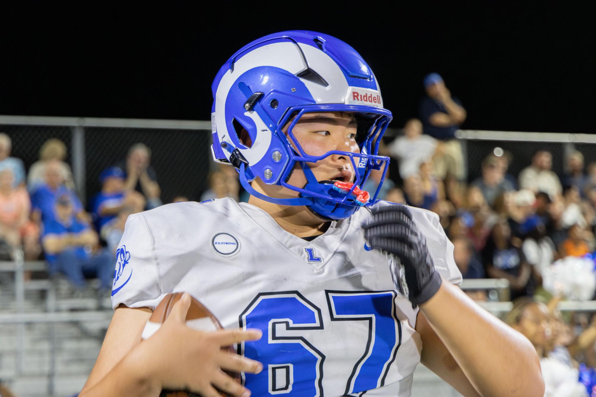Ladue Football wins against Lindbergh 14-10 Sept. 12