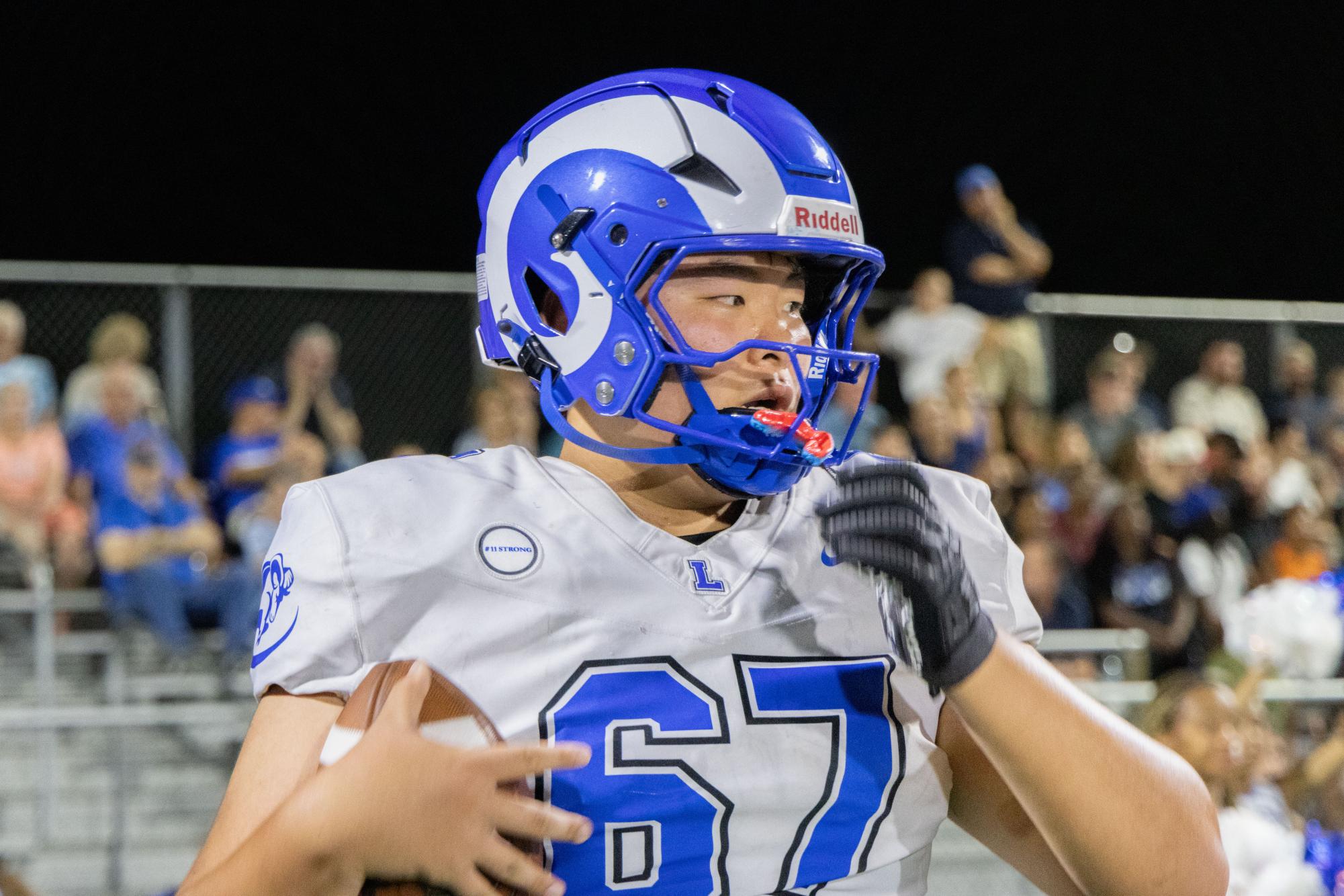 Ladue Football wins against Lindbergh 14-10 Sept. 12