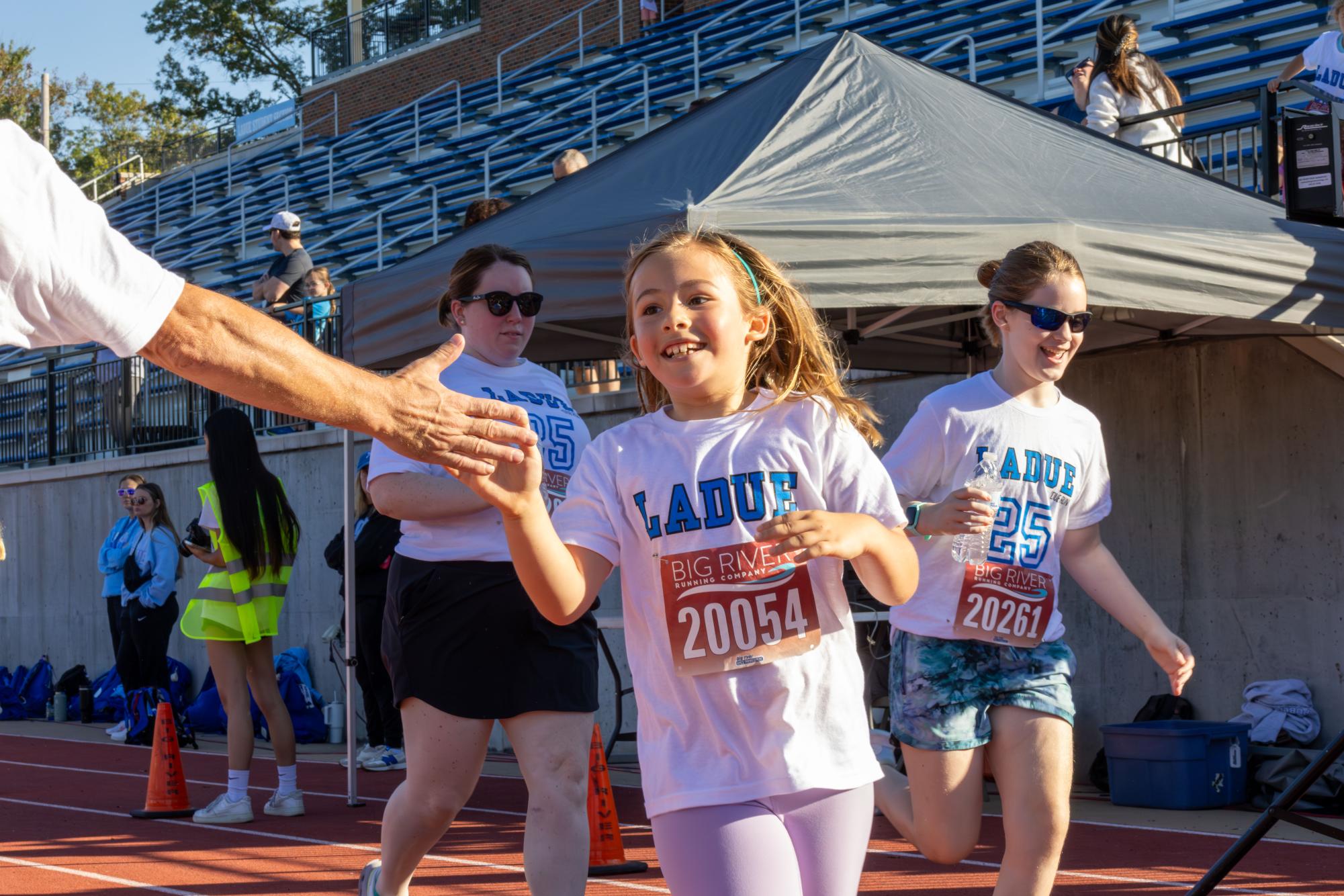 Ladue Education Foundation hosts their 13th annual 'Due Run Sept. 27