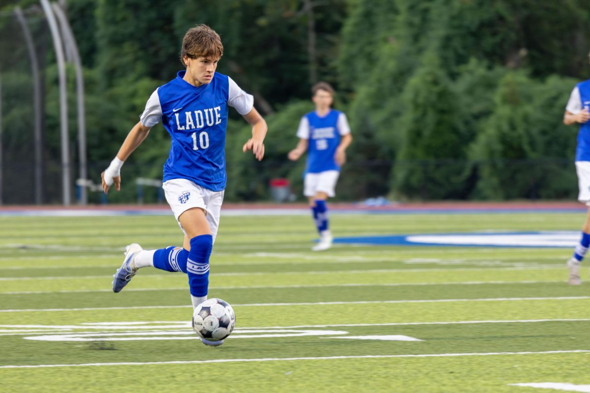  Boys varsity soccer defeats Eureka 2-1, Sept. 4 at Ladue in overtime. Charlie Gunderson (11), Marc Proskey (12) and Jose Sanchez (11) got player of the game.