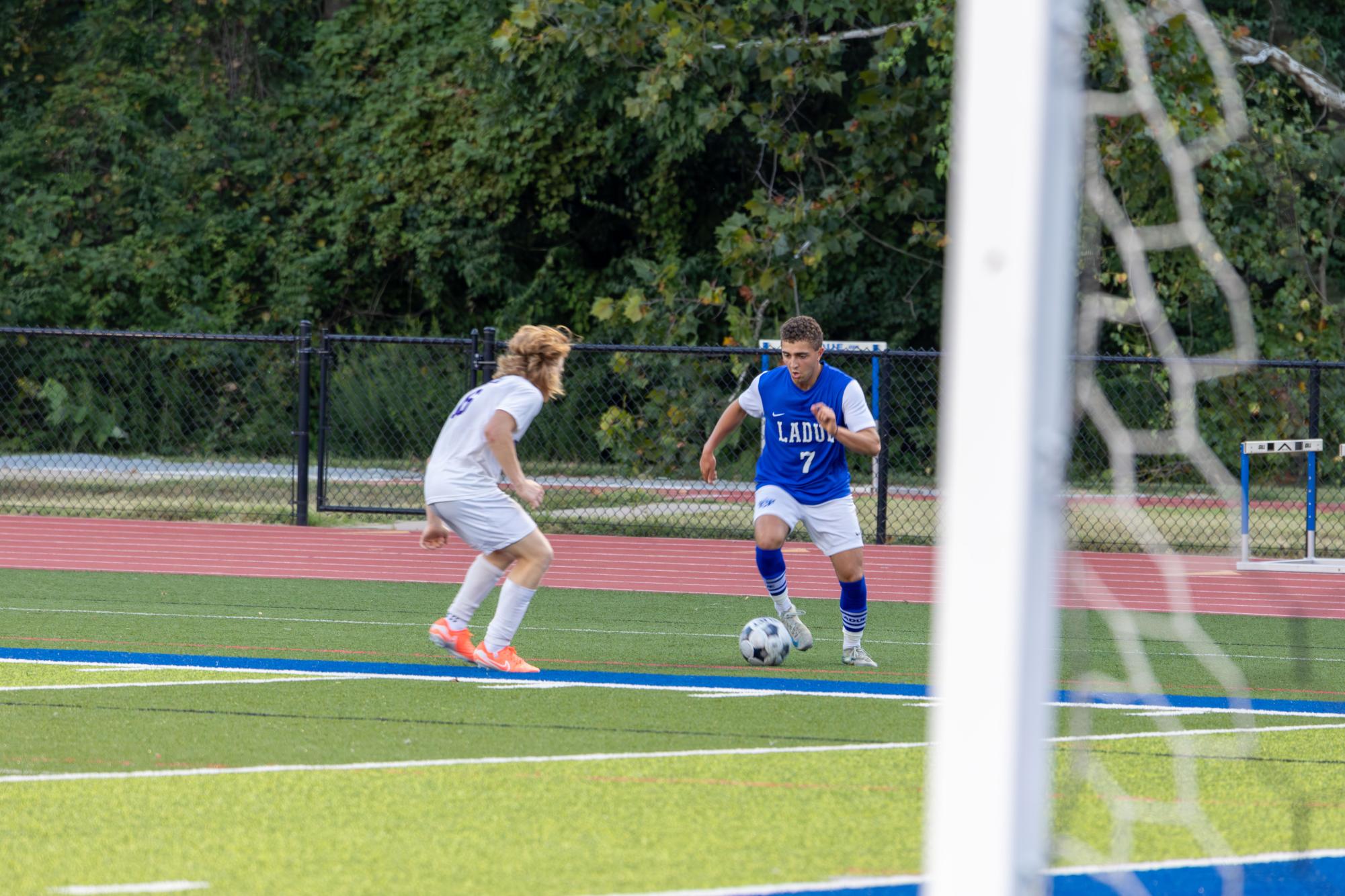 Boys varsity soccer defeats Eureka Sept. 4