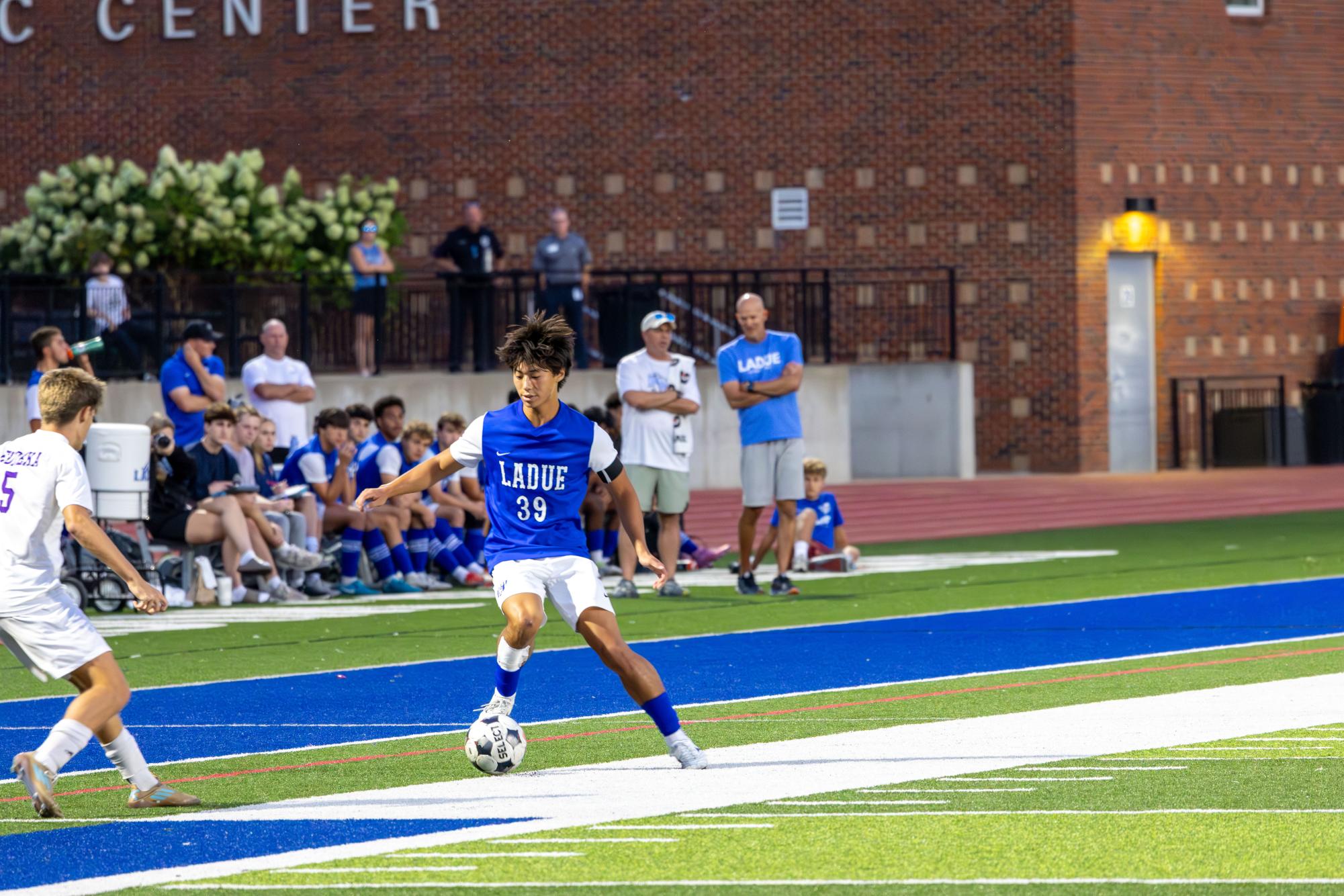 Boys varsity soccer defeats Eureka Sept. 4