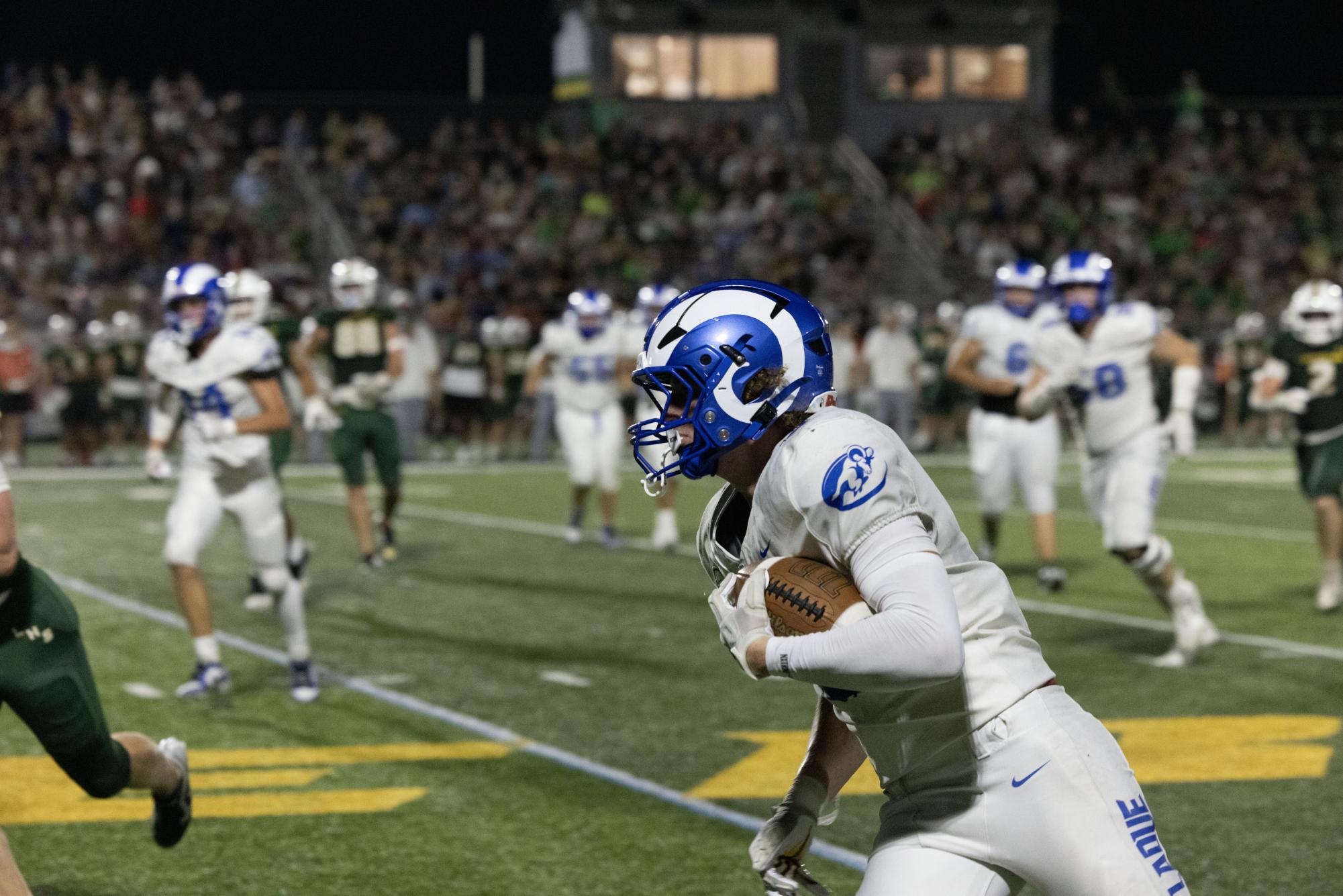 Football wins 14-10 against Lindbergh Sept. 12