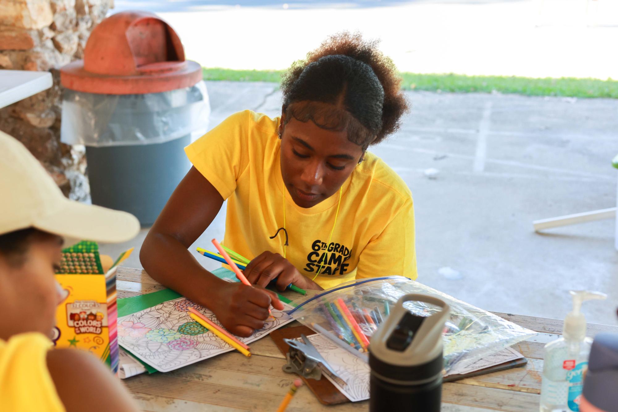 High school students volunteer at Sixth Grade Camp