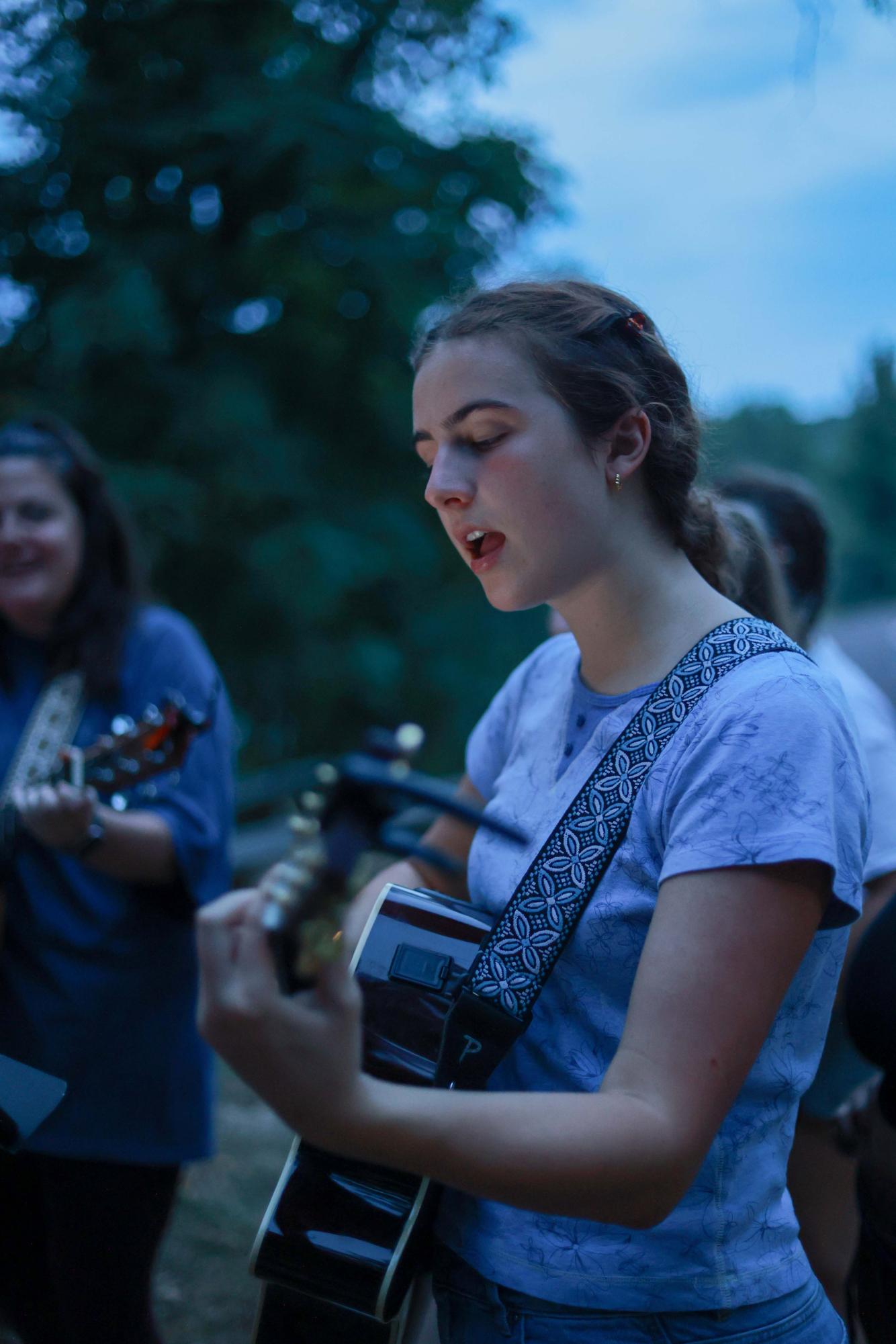 High school students volunteer at Sixth Grade Camp