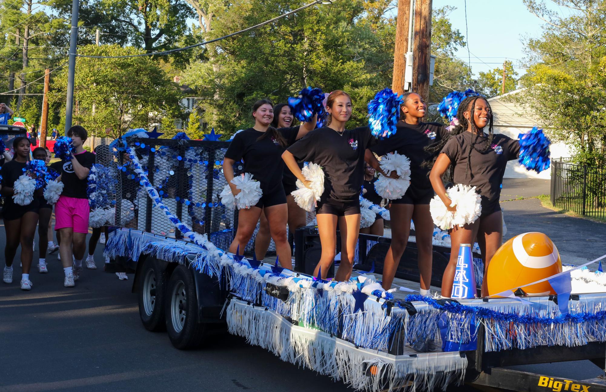 Homecoming Parade returns after 10 year hiatus