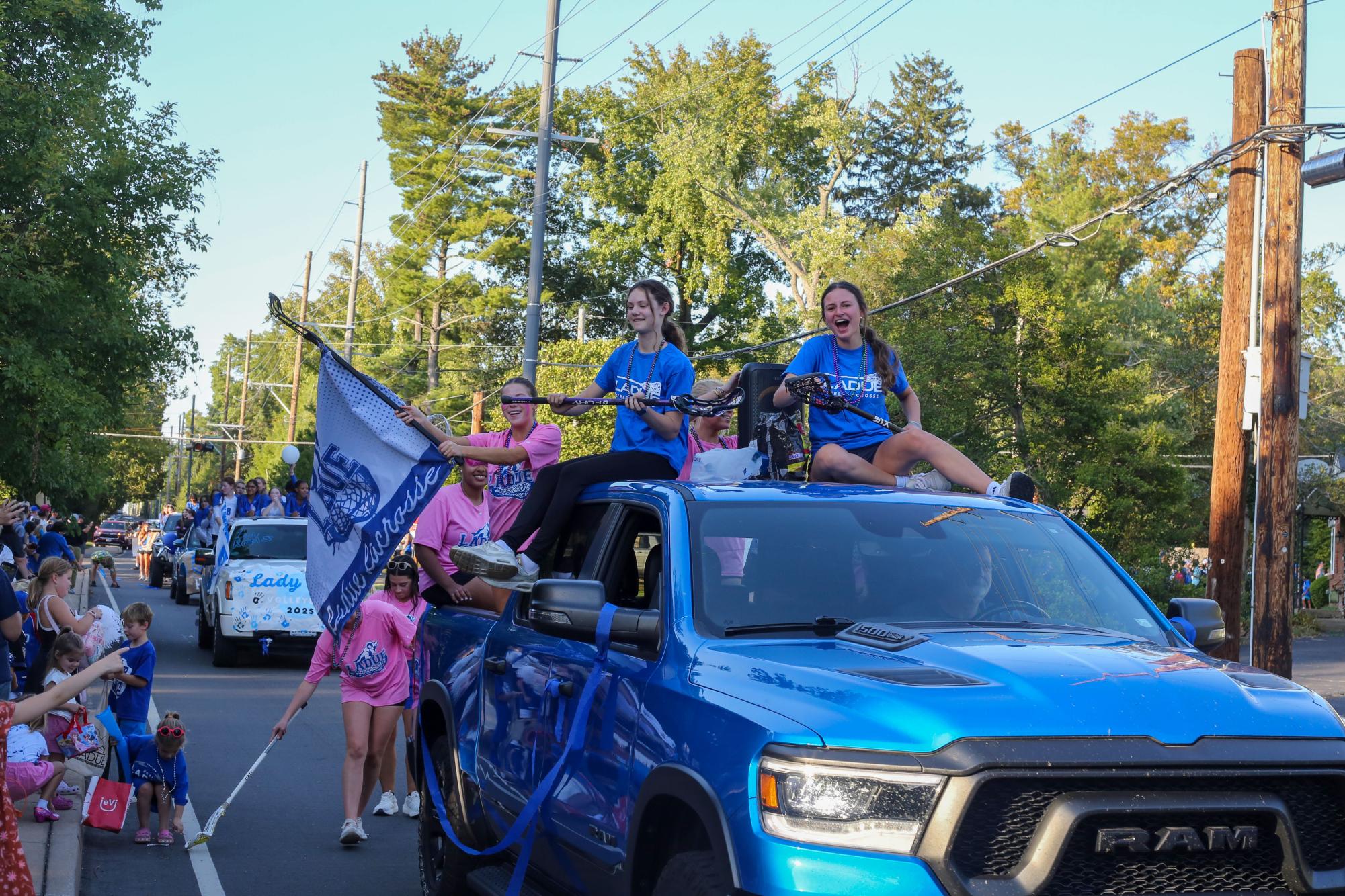 Homecoming Parade returns after 10 year hiatus