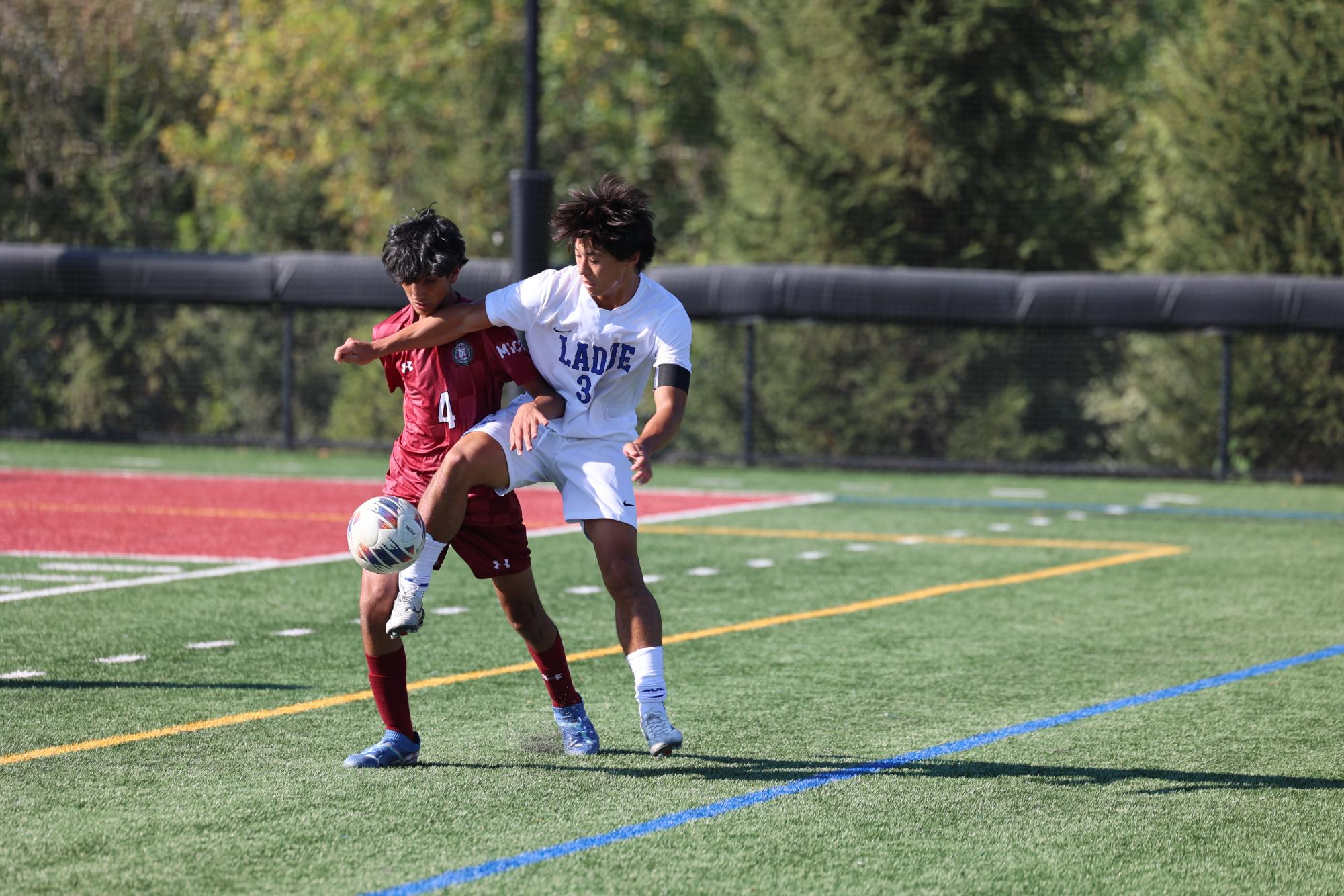 Boys Varsity Soccer defeats MICDS Sept. 16
