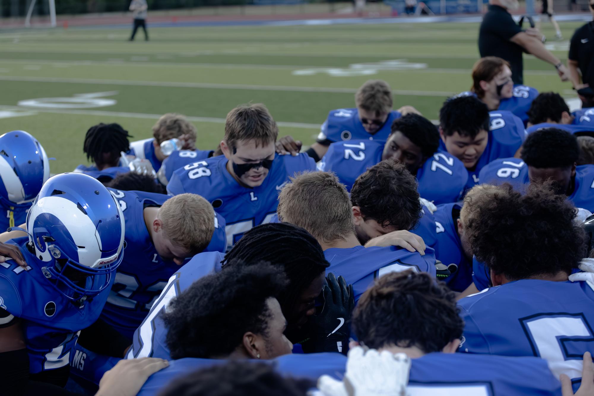 Football wins 17-6 against Hazelwood East Sept. 19