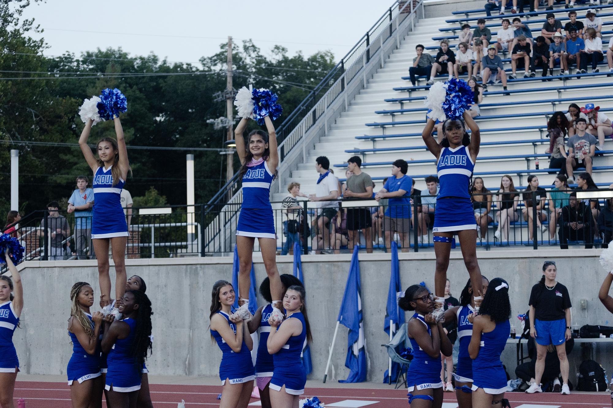 Football wins 17-6 against Hazelwood East Sept. 19