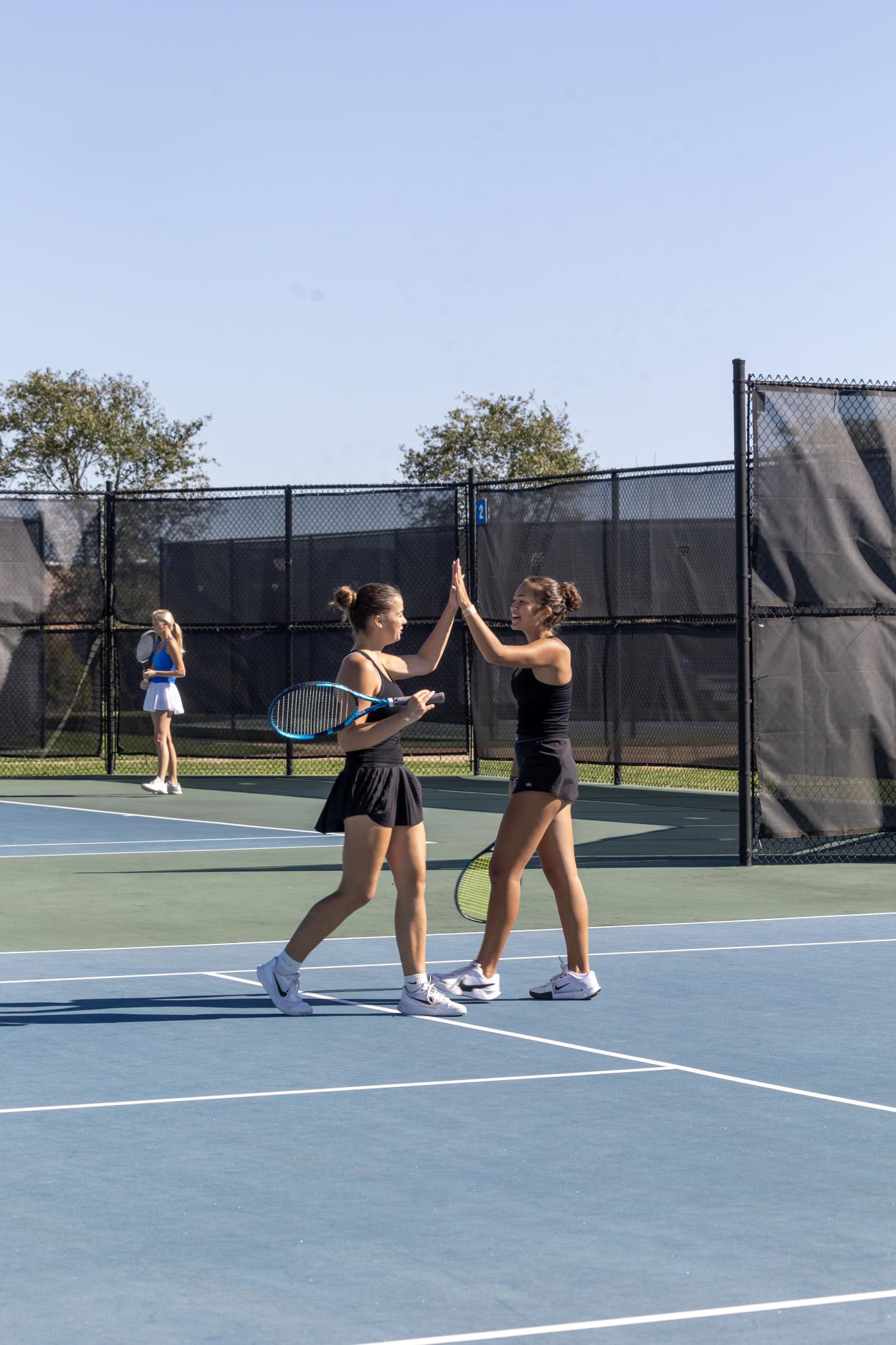 Varsity Girls Tennis captures sectionals title over Westminster Oct. 20