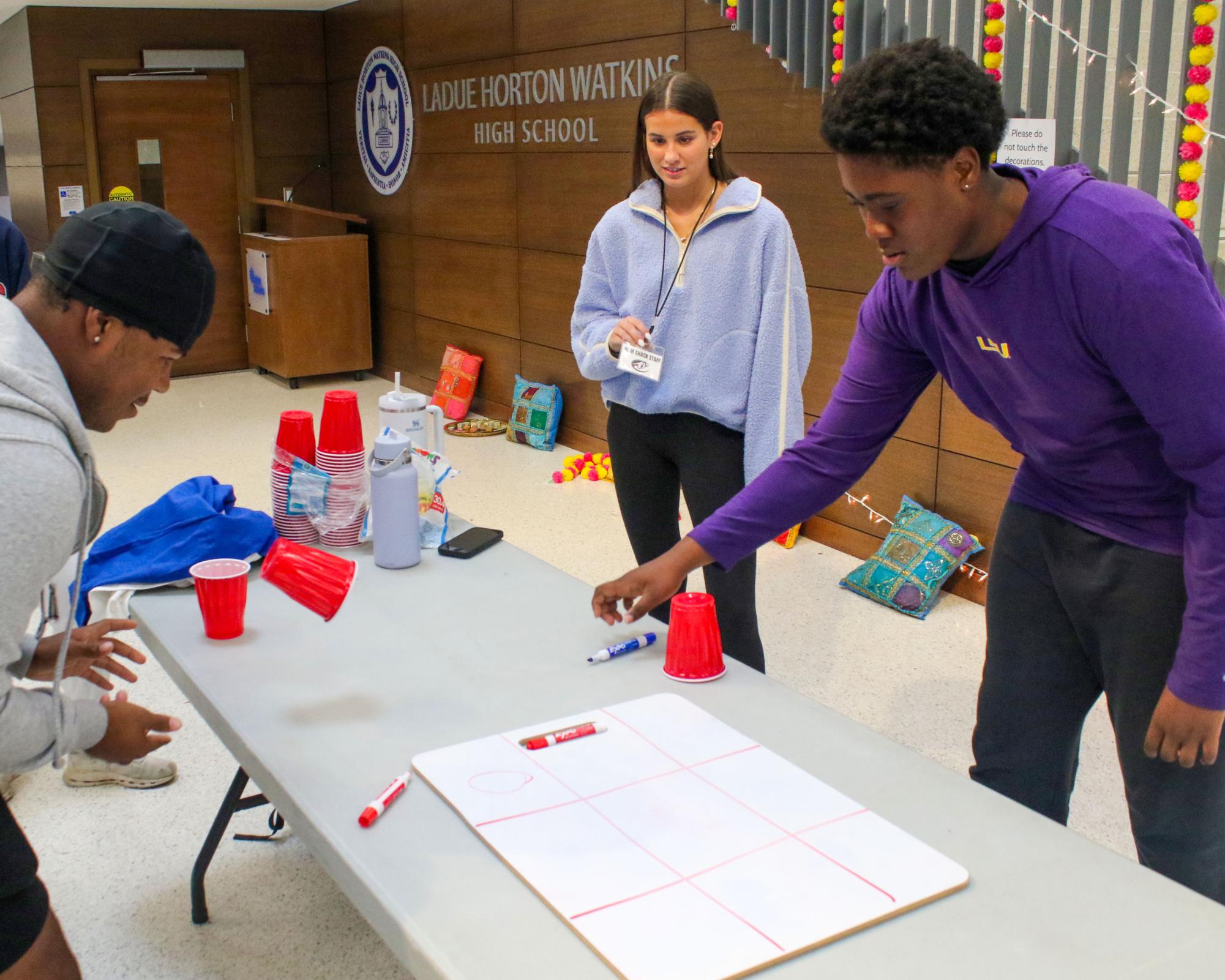 Students Participate in Ram Shack Tic Tac Toe  Oct. 21