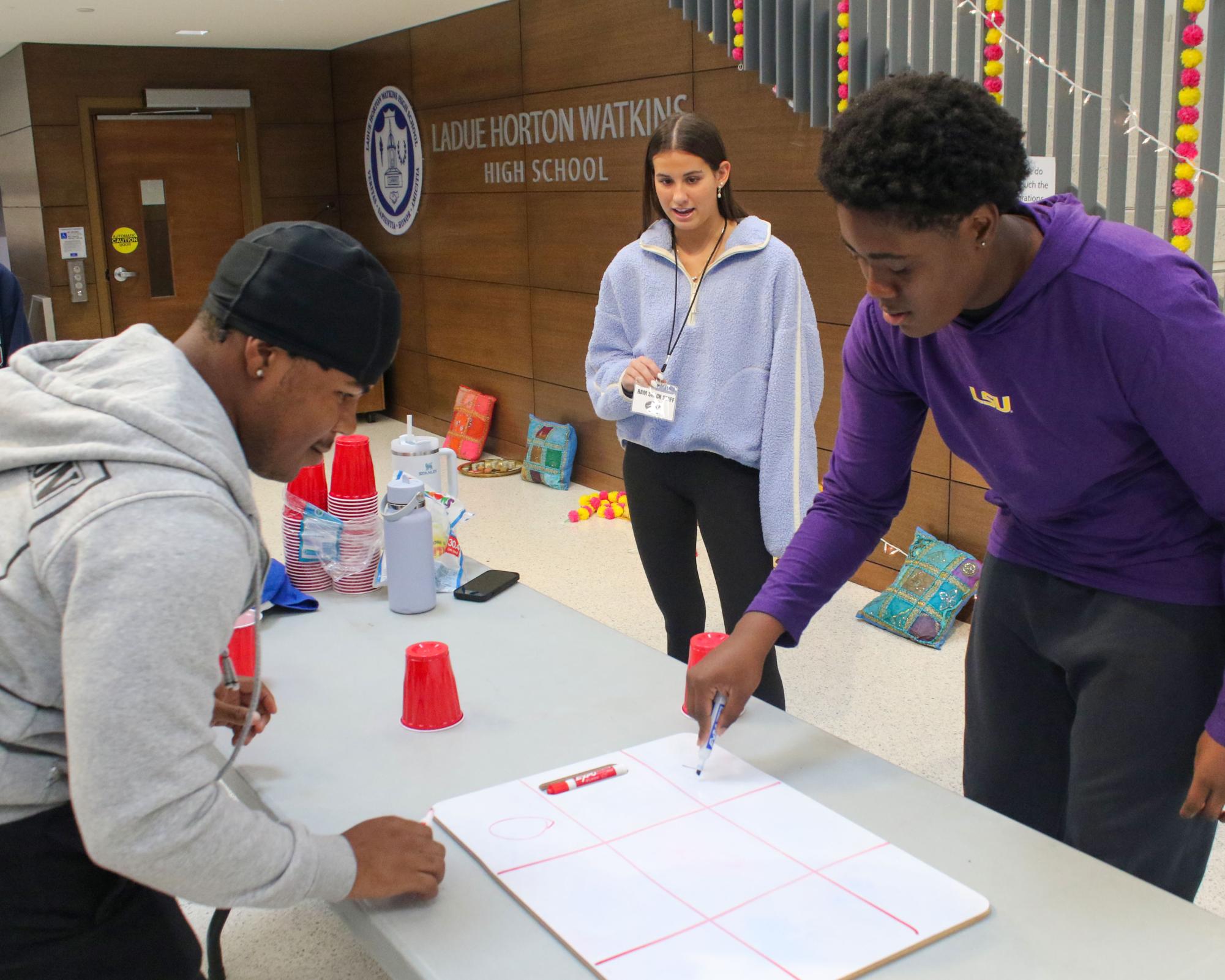 Students Participate in Ram Shack Tic Tac Toe  Oct. 21