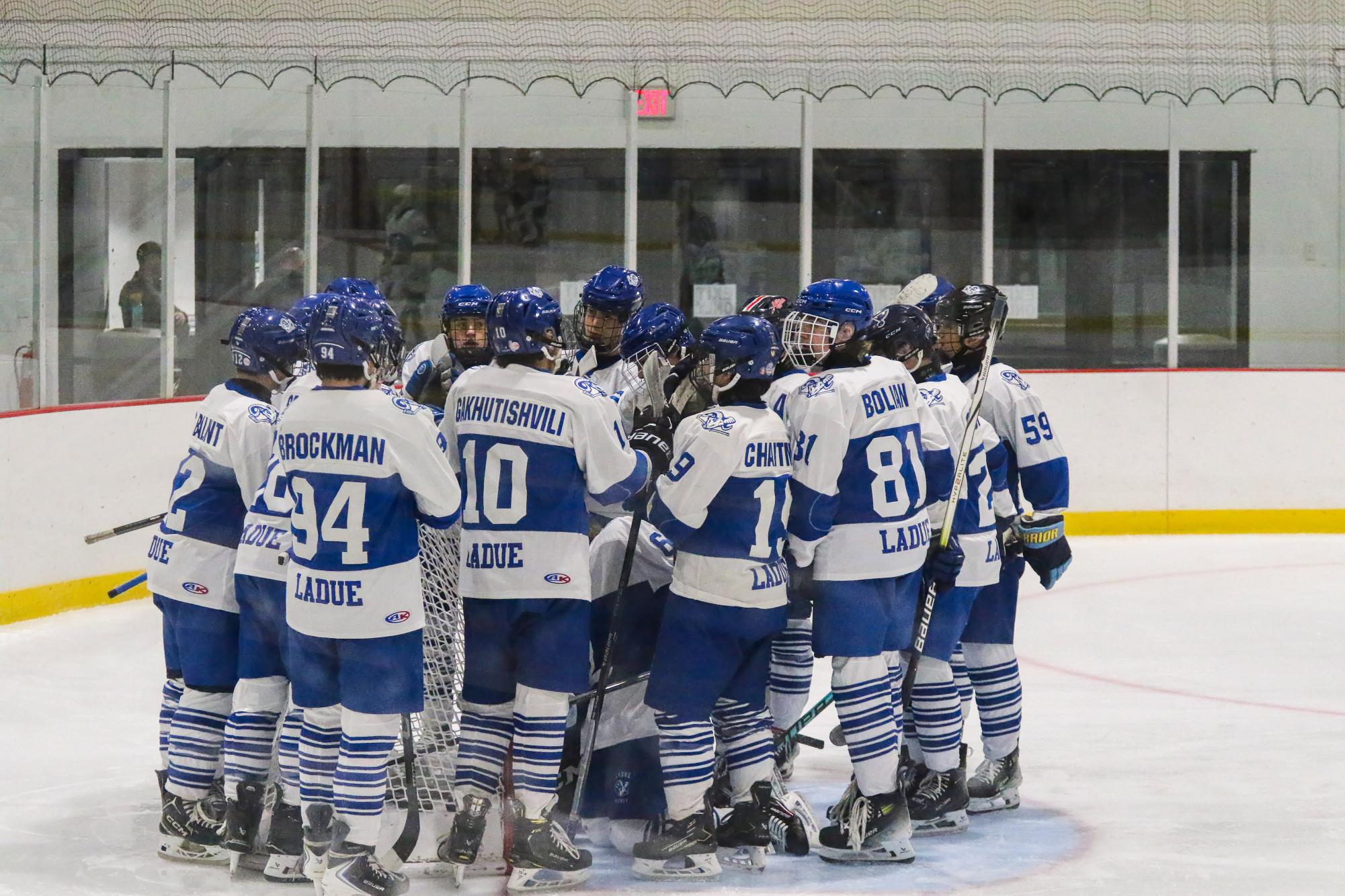 Ladue Hockey beats John Burroughs 10-2