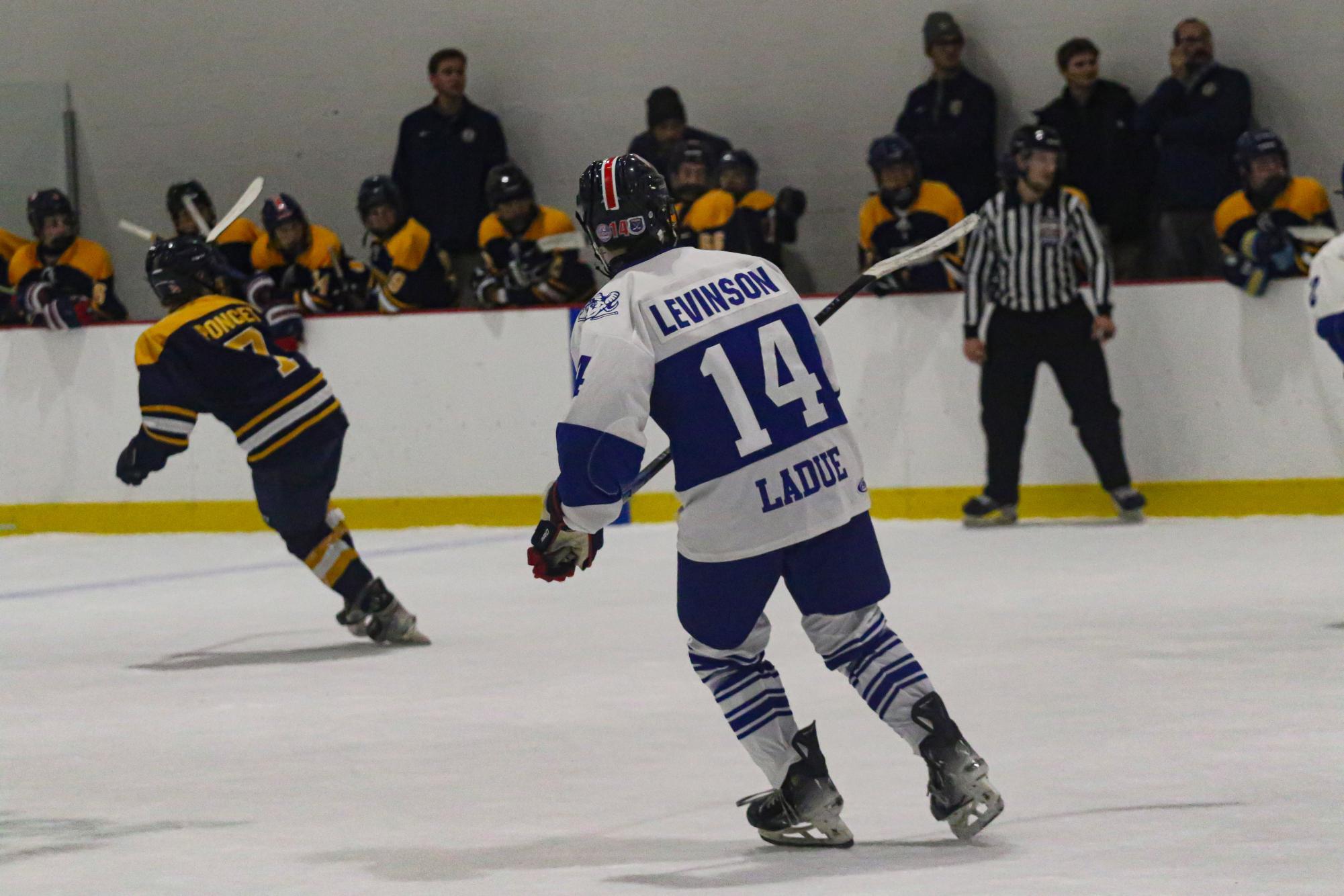 Ladue Hockey beats John Burroughs 10-2