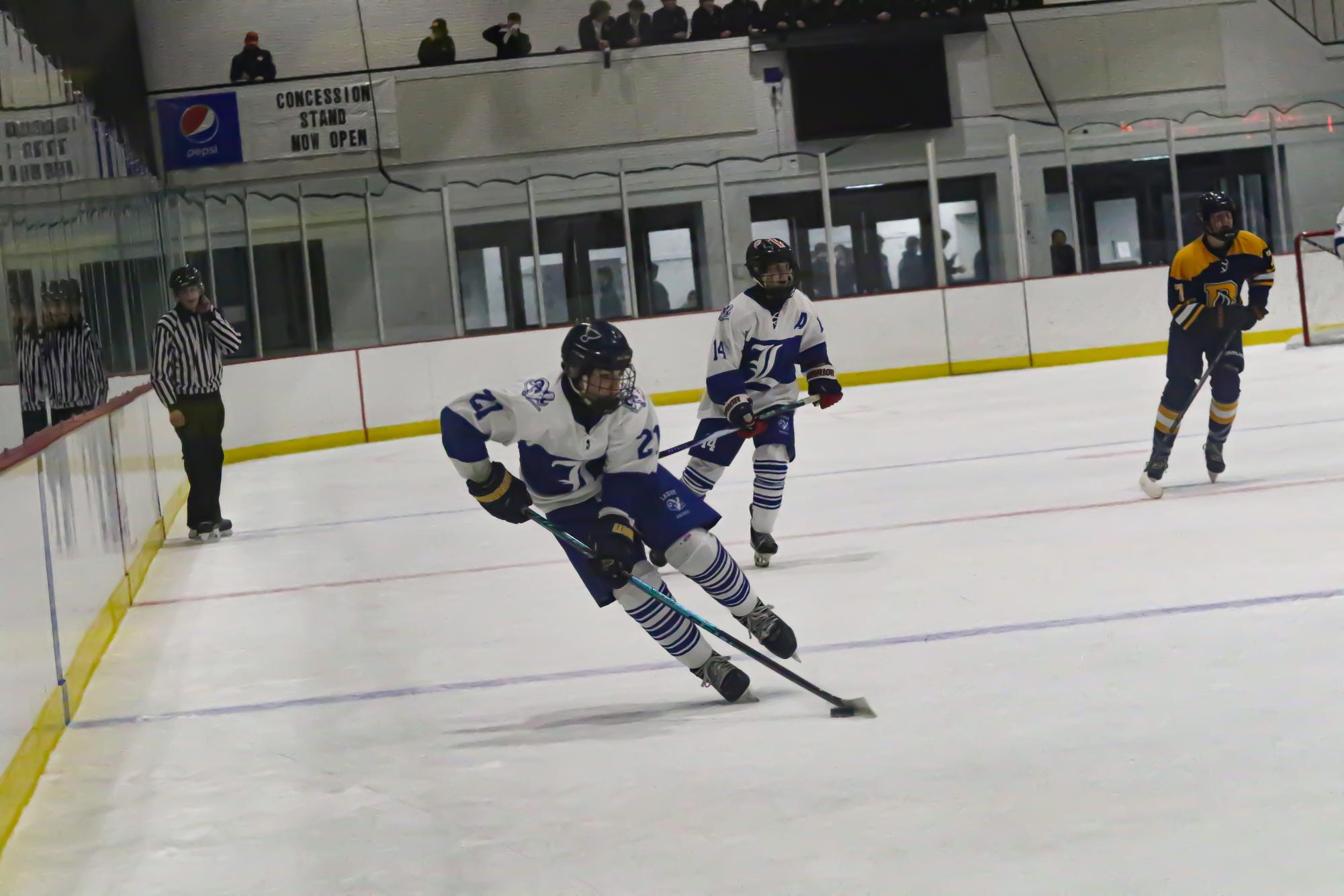 Ladue Hockey beats John Burroughs 10-2