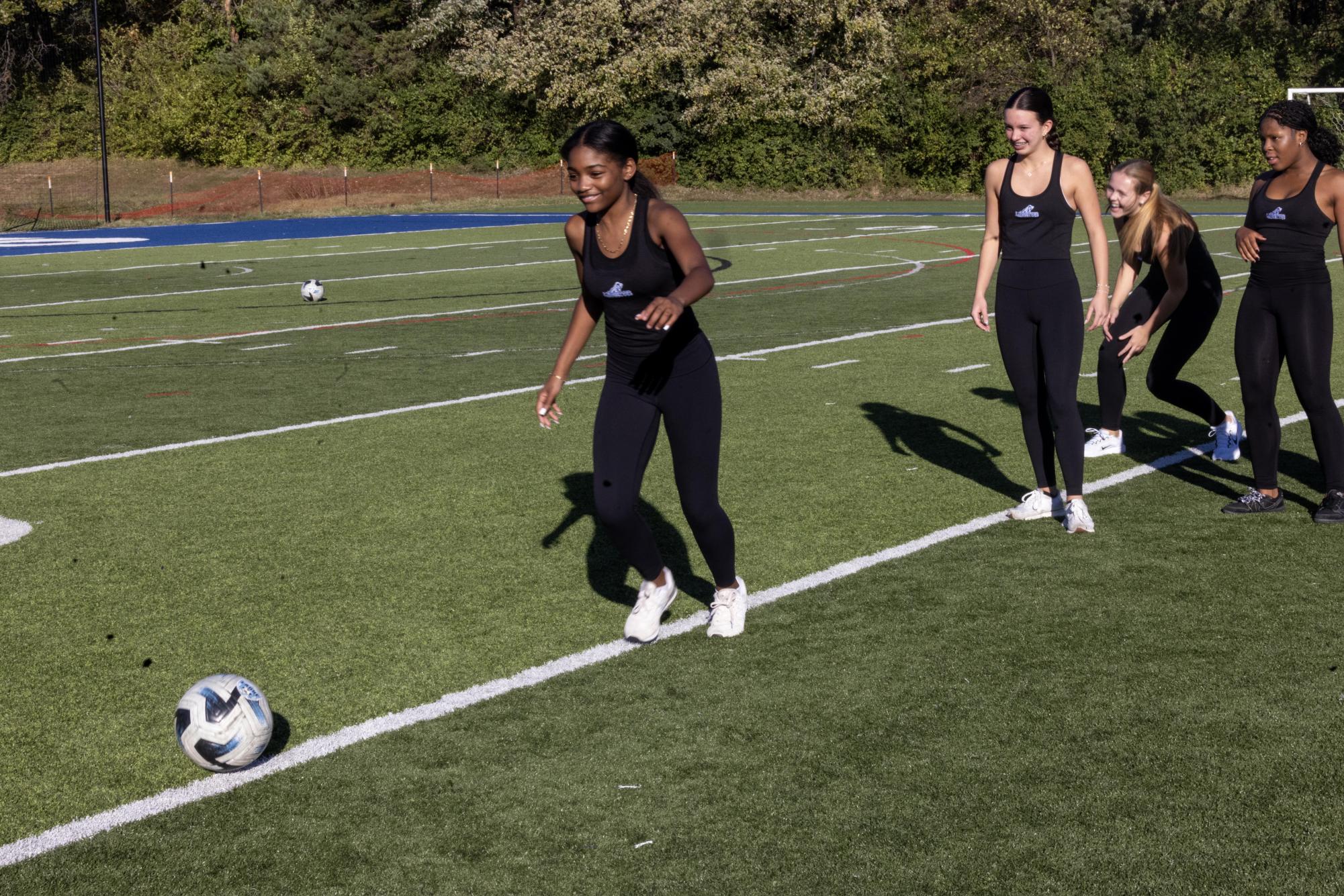 Boys soccer and Laduettes conclude regular season with practice exchange