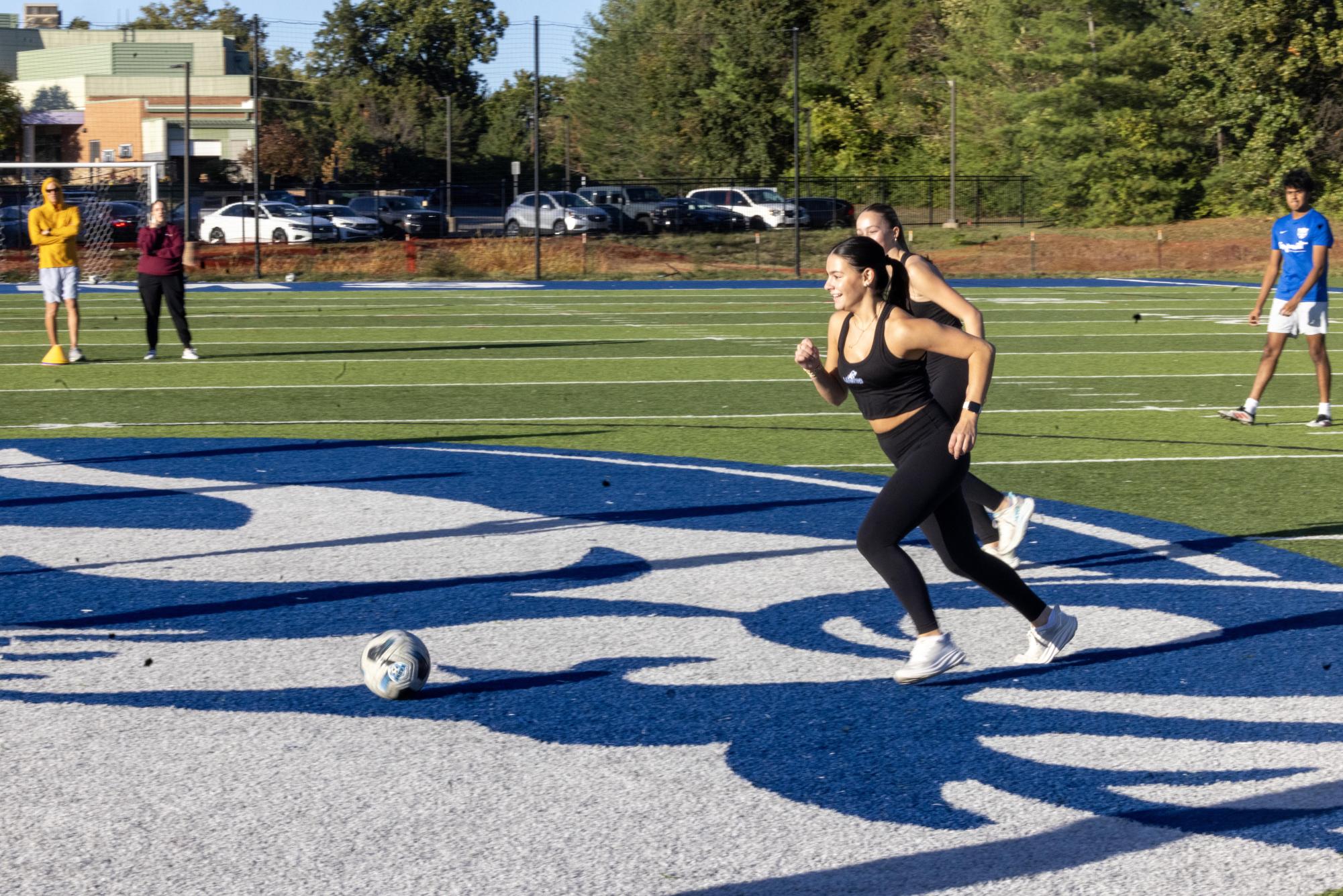 Boys soccer and Laduettes conclude regular season with practice exchange