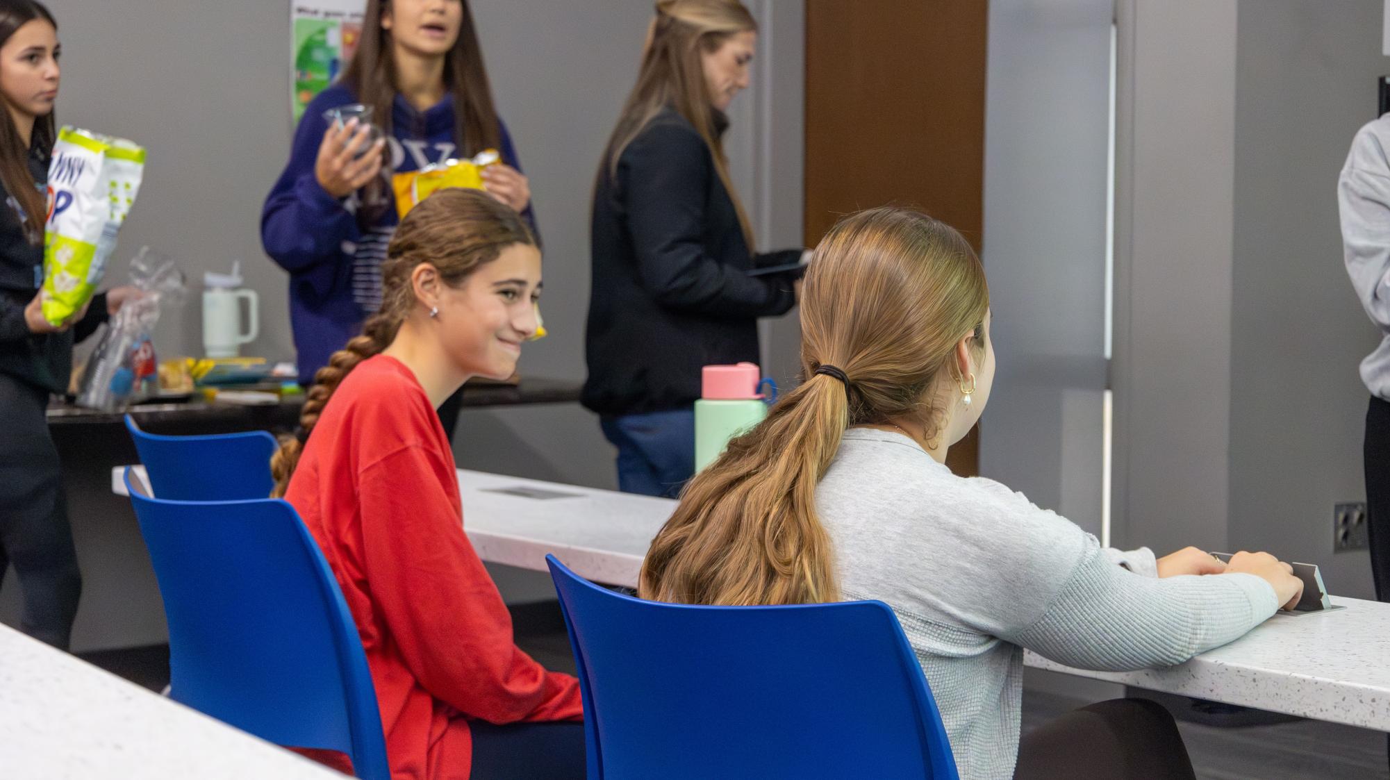 Best Buddies Hosts Friendsgiving Nov. 20
