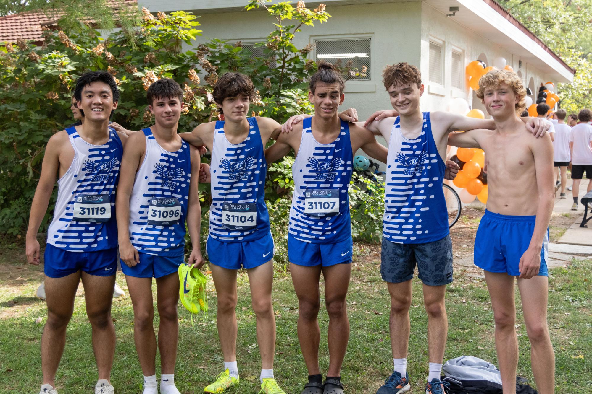Cross country team competes at Statesman Invitational Oct. 11