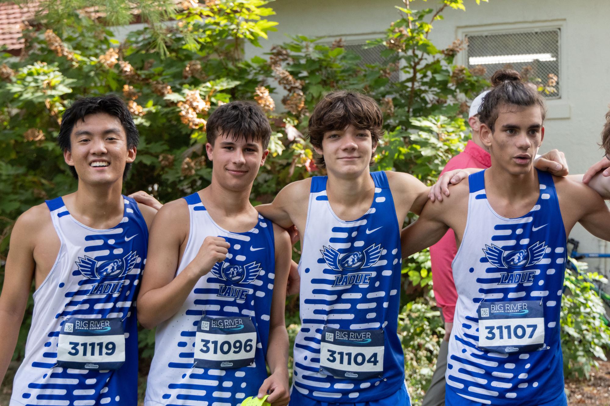 Cross country team competes at Statesman Invitational Oct. 11