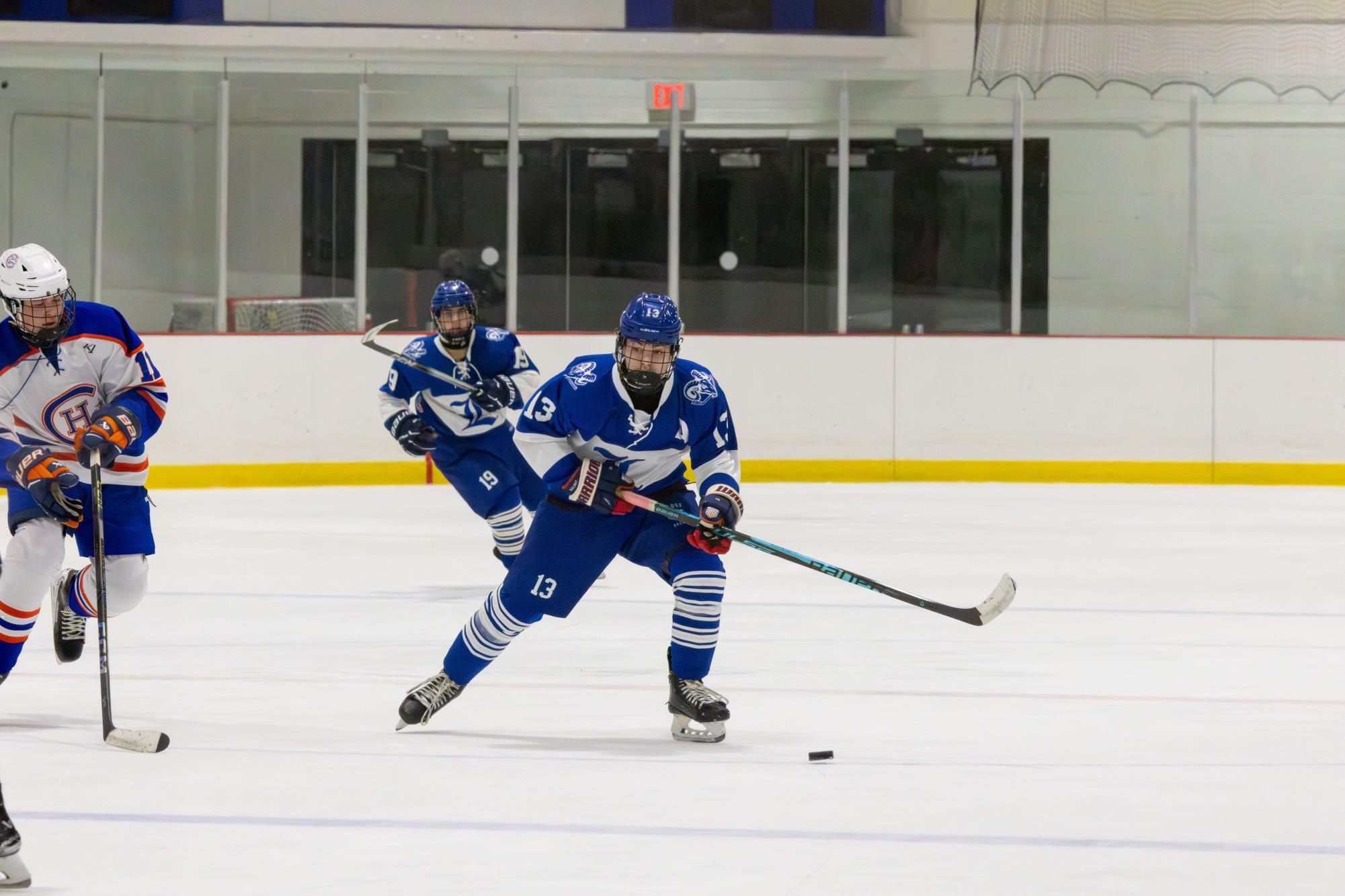 Varsity hockey loses to Clayton 5-1 Nov. 14