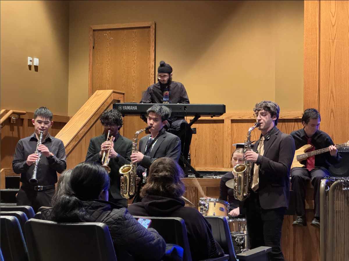 Lehde’s Night performs together in the Performing Arts Center. Their performances showcased the students’ musicianship, especially through their live improvisation. “It’s really fun just showing up and playing and making people happy,” Calvino Hammerman (11) said.