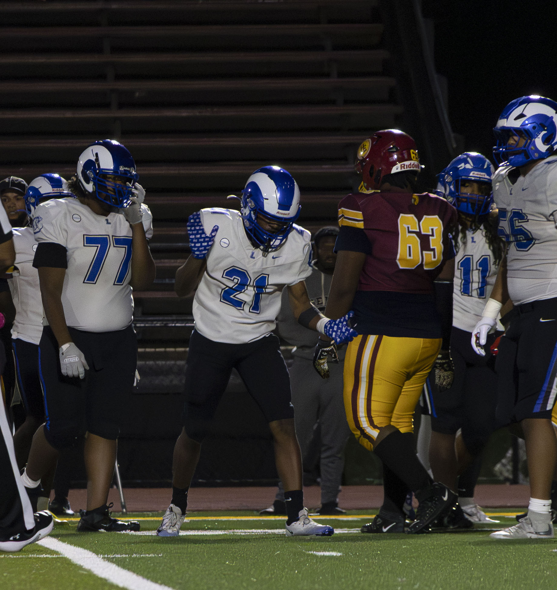 Ladue Football overcomes Hazelwood East with a comeback score of 21-19