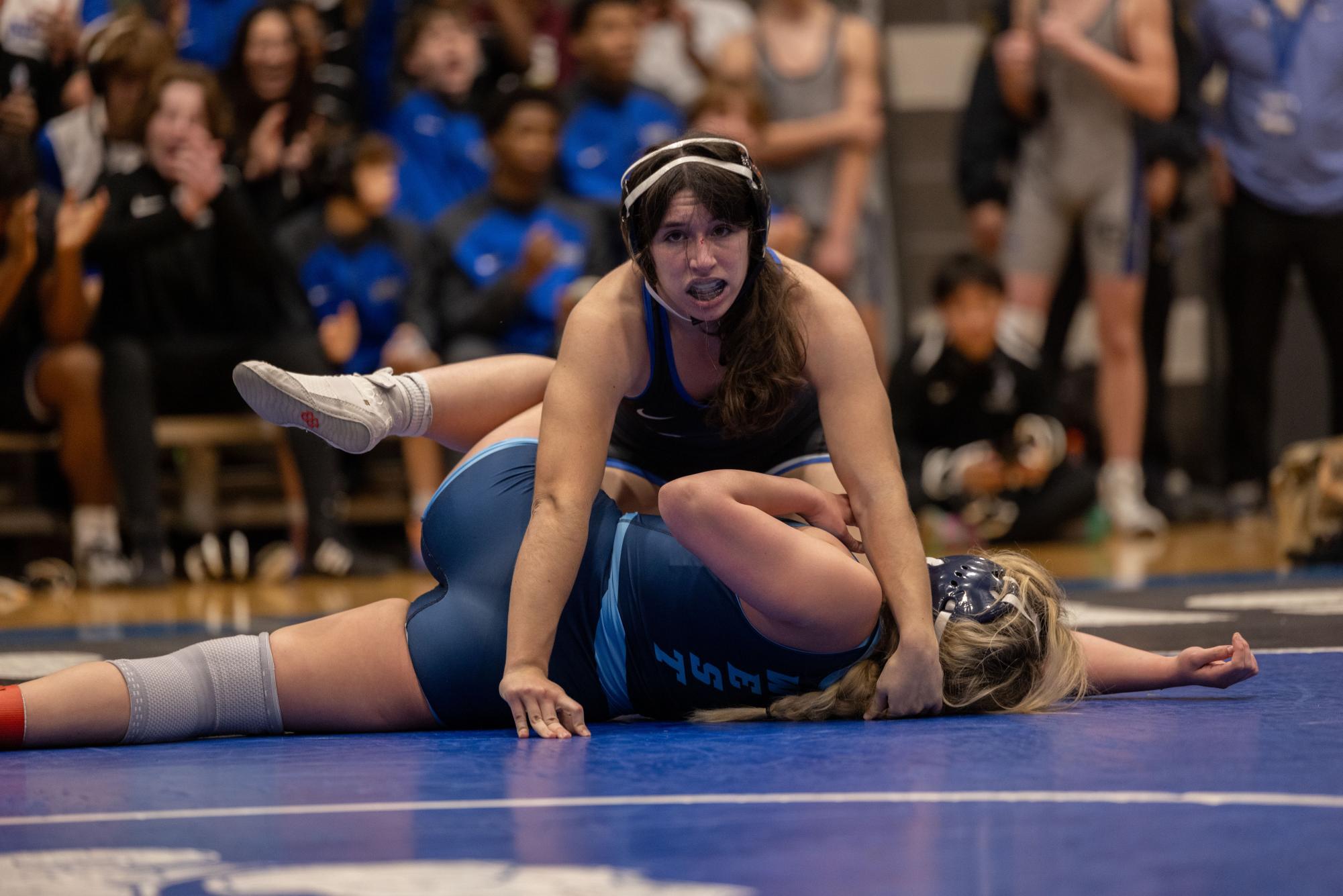 Ladue hosts wrestling meet Dec. 9