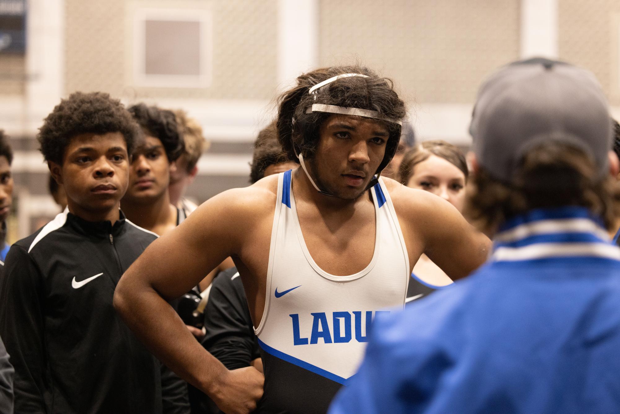 Ladue hosts wrestling meet Dec. 9