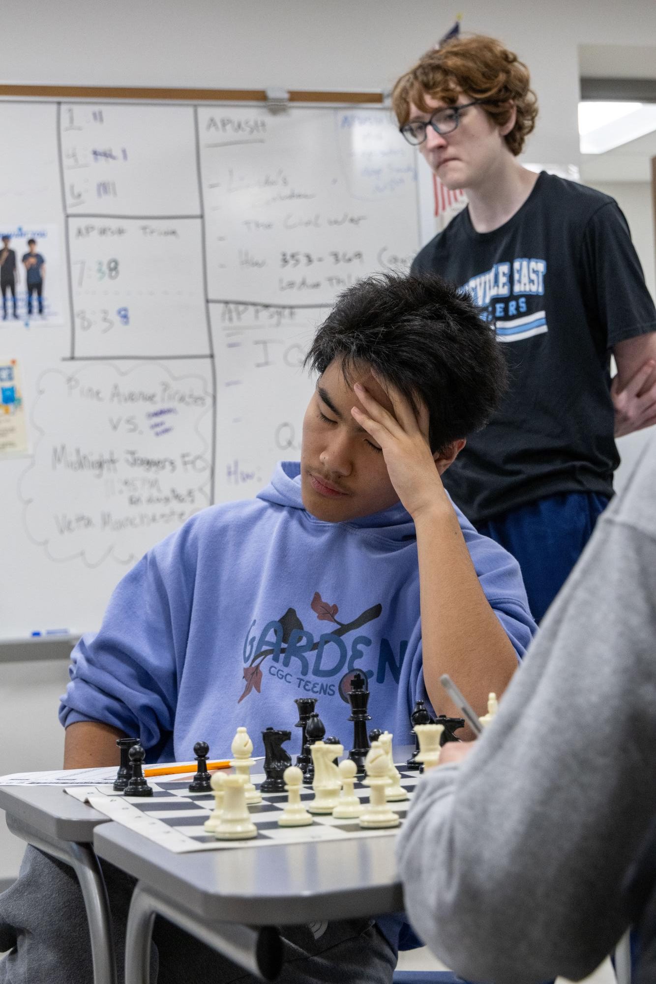 Chess team continues win streak in weekly league matches