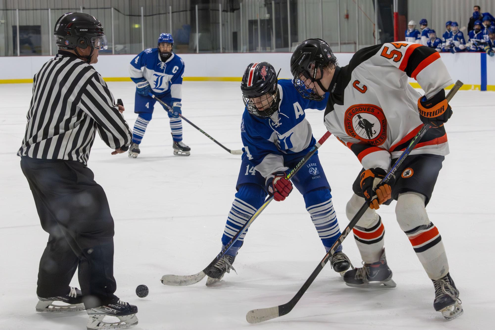 Varsity hockey defeats Webster Groves 9-0 Dec. 6