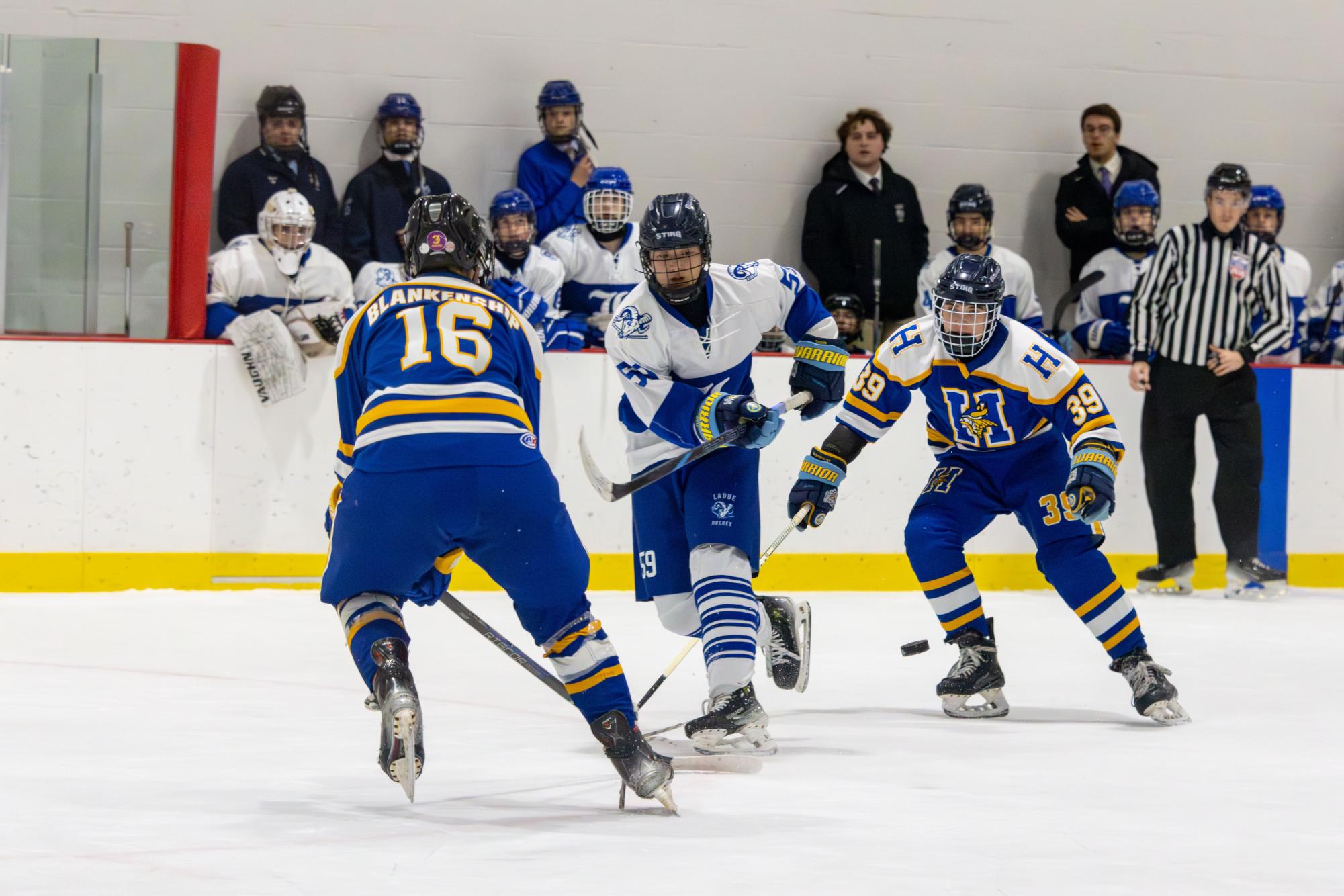 Varsity hockey competes against Francis Howell Dec. 8