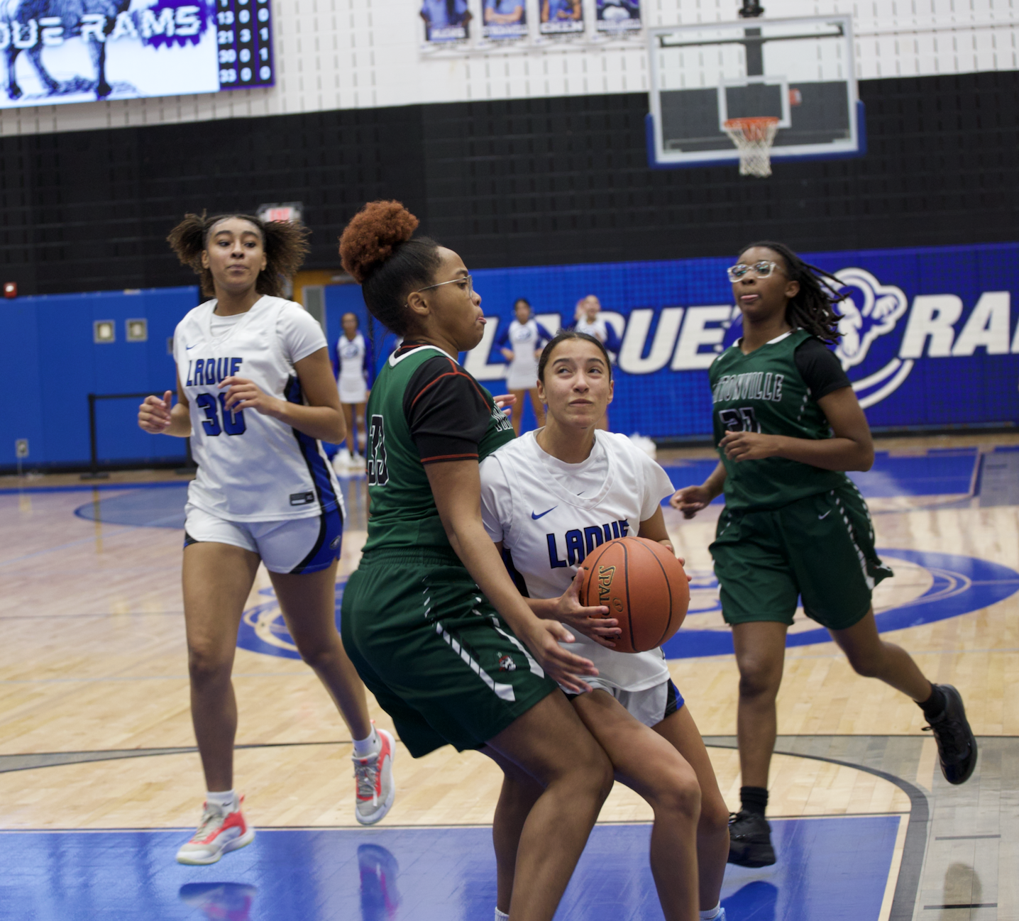 Girls varsity basketball defeats Pattonville 50-35