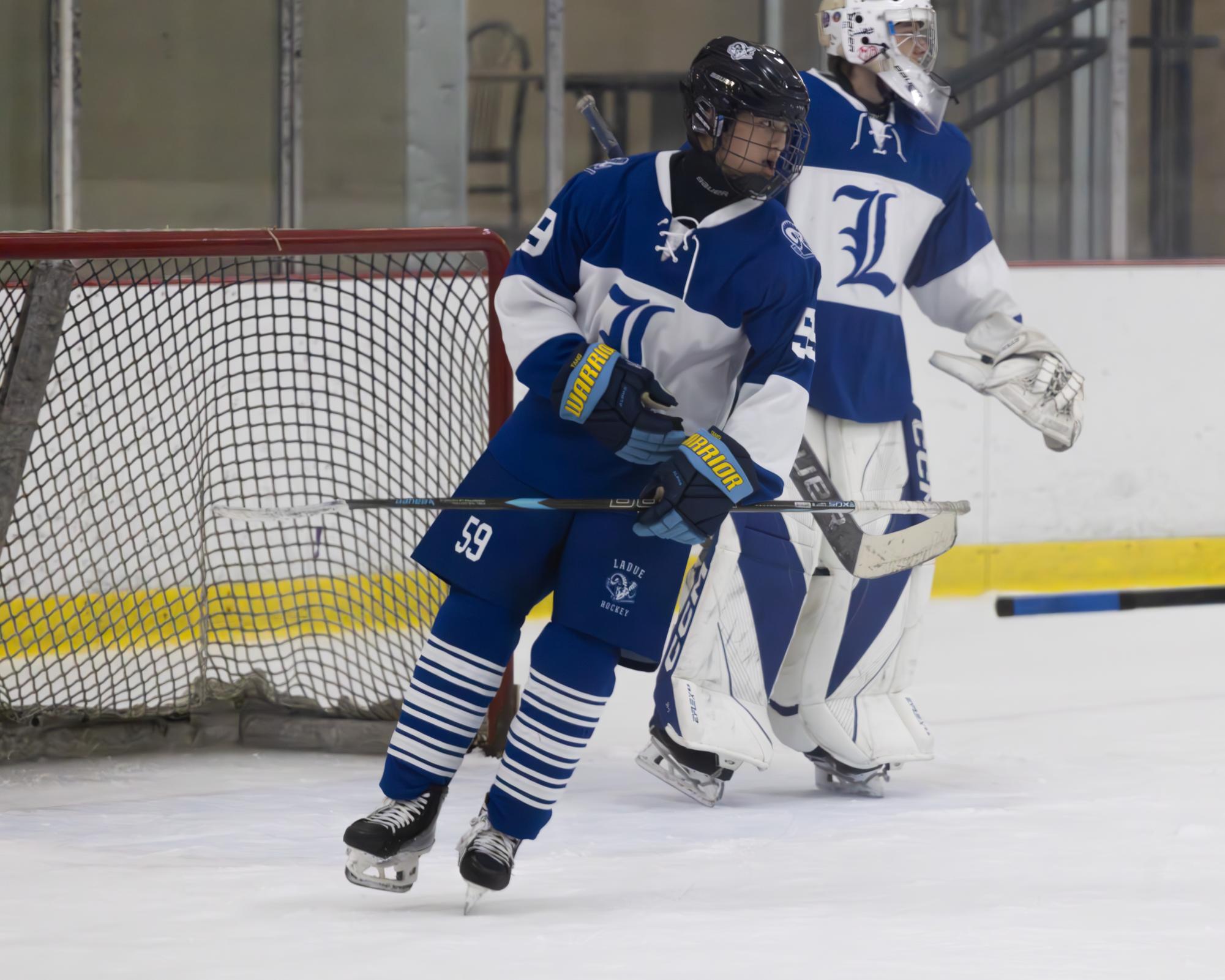 Varsity hockey faces off against St. Dominic Nov. 28