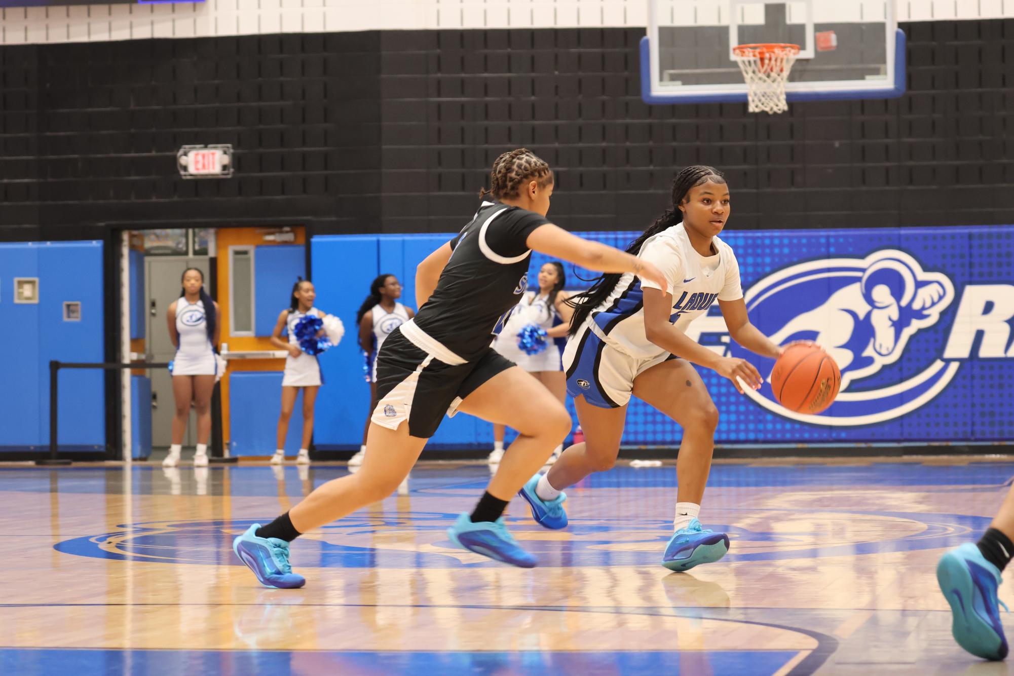 Girls basketball loses against STEAM Academy Jan. 6