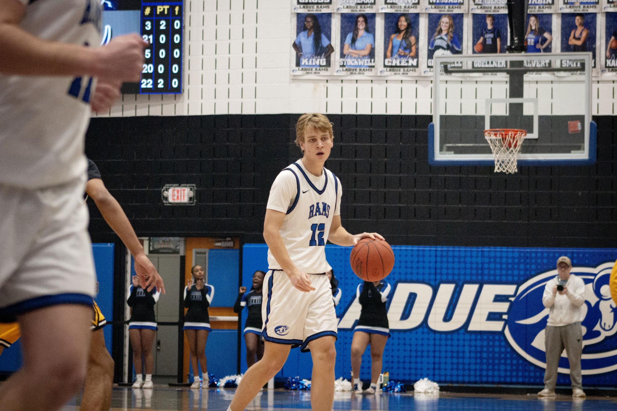 Boys varsity basketball falls to UCity Jan. 13