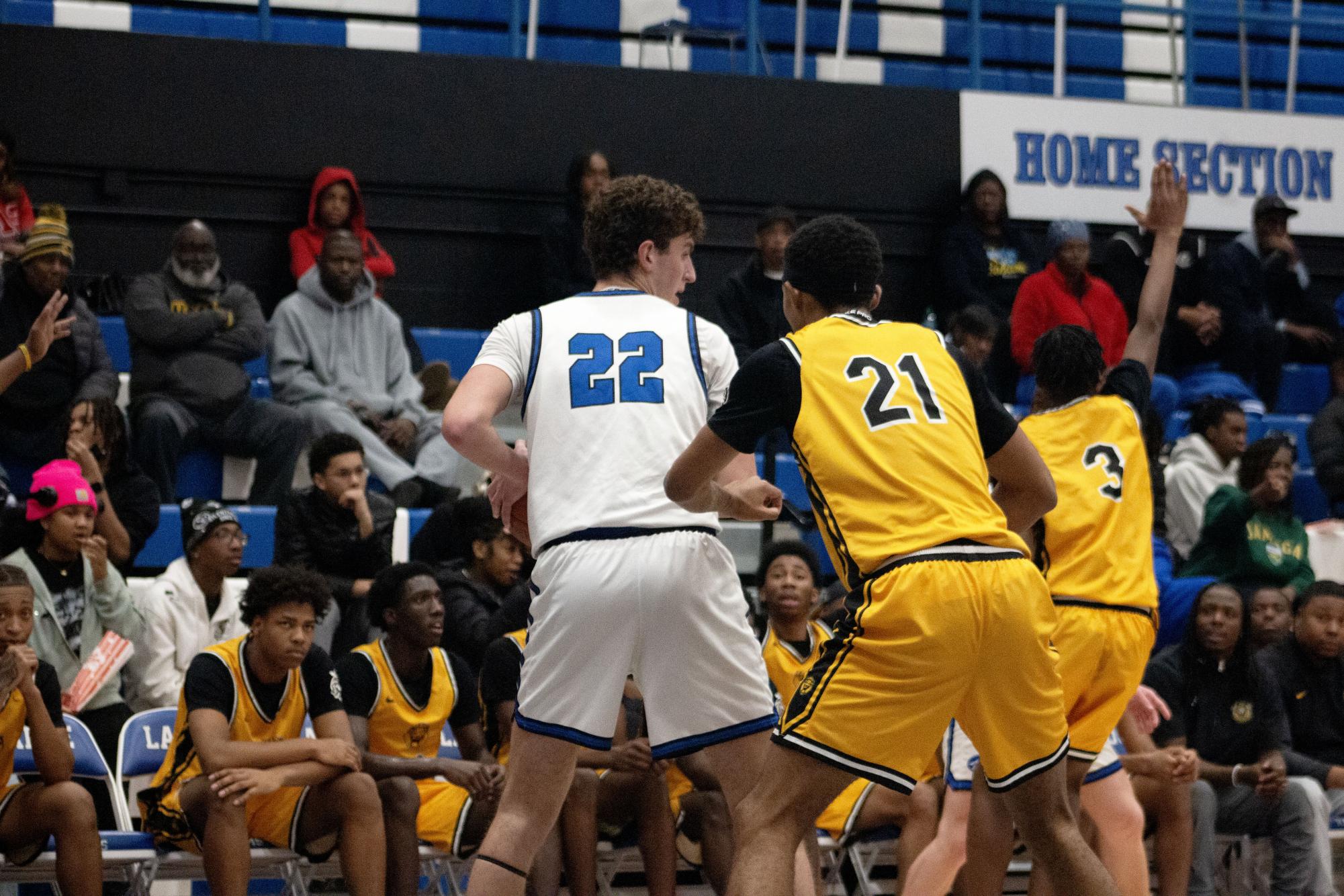 Boys varsity basketball falls to UCity Jan. 13